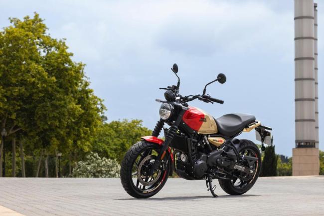 Royal-Enfield-GRR-450-3